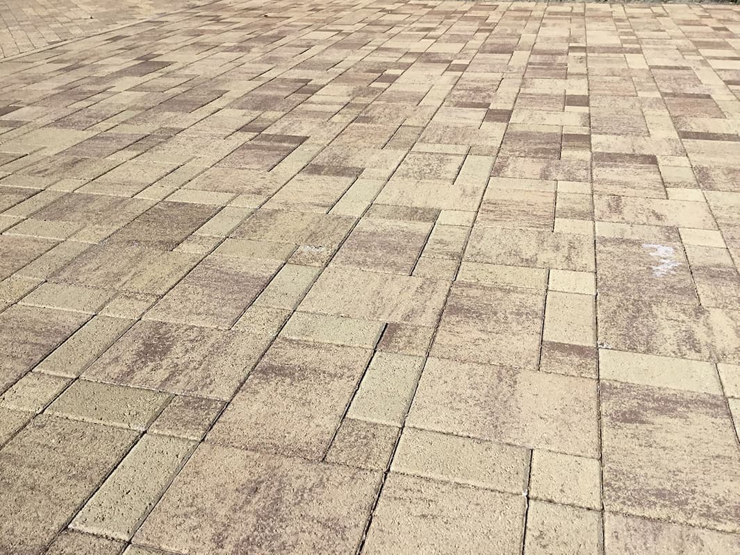 kollekcziya platczstoun 200h300h65 granit alkanara